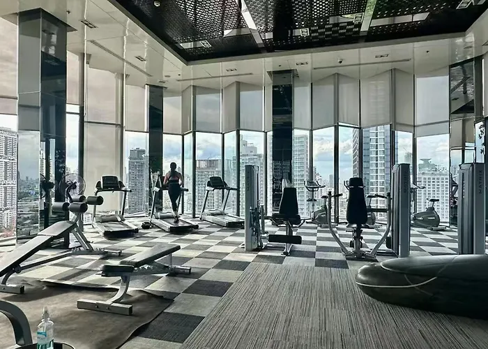 Bts Thonglor Skyline Apartment *